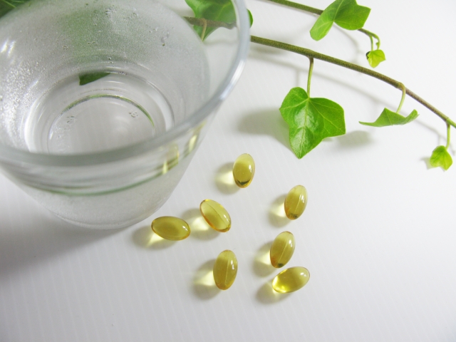 サプリメントには酵素が配合されているのですが、食べ物の消化や吸収を助けてくれます。