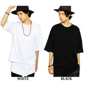 ガリガリ男性にビッグTシャツは似合わない