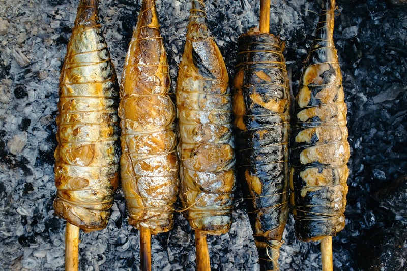 ３回の食事で必ず肉魚大豆を食べるようにして、２回の間食では成長期用のプロテインを飲むなどです。